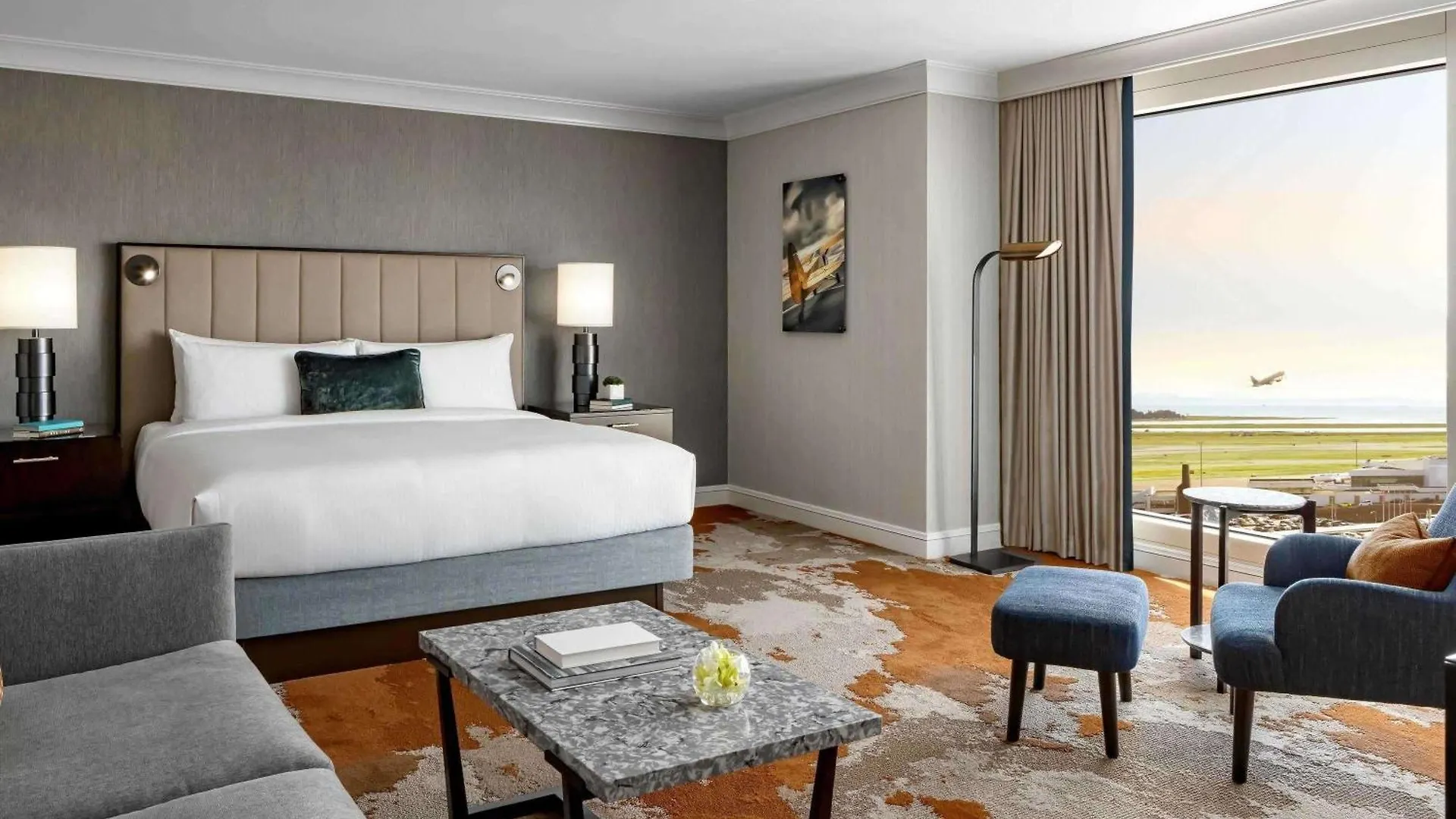 Fairmont Vancouver Airport In-Terminal Hotel Richmond 5*,