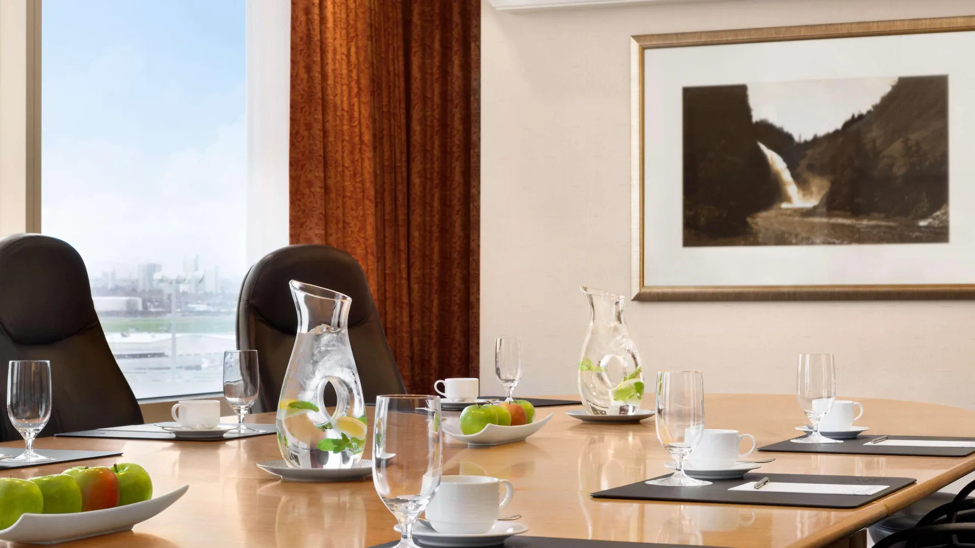 Fairmont Vancouver Airport In-Terminal Hotel Richmond