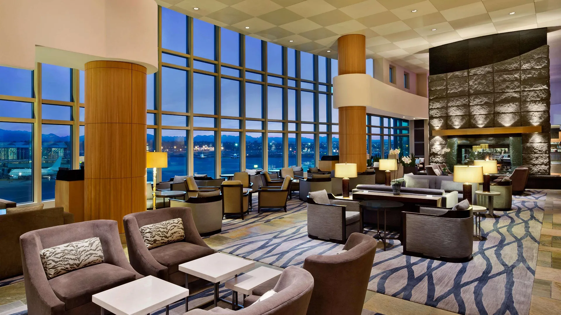 *****  Fairmont Vancouver Airport In-Terminal Hotel Richmond Canada