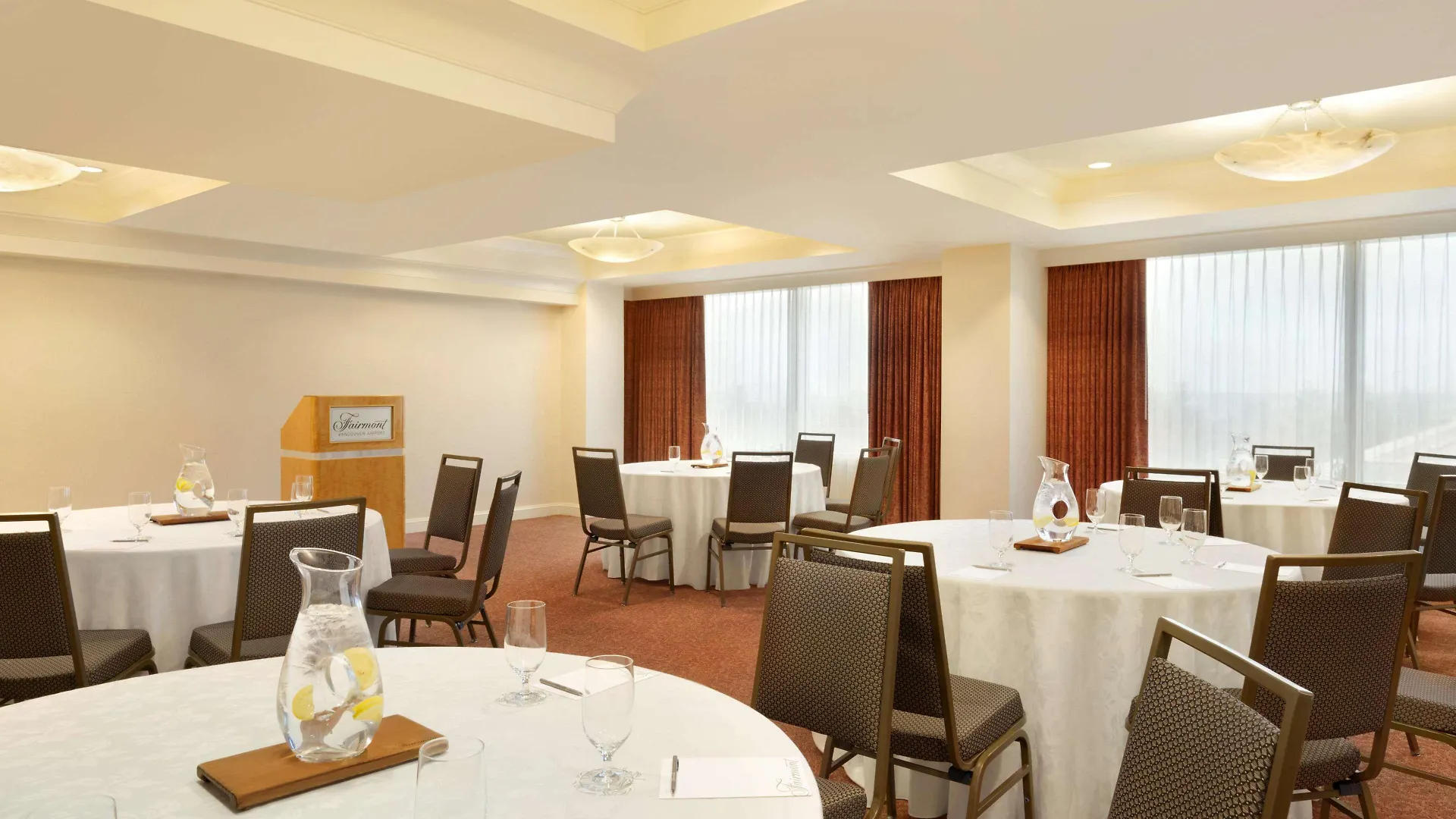 Fairmont Vancouver Airport In-Terminal Hotel Richmond