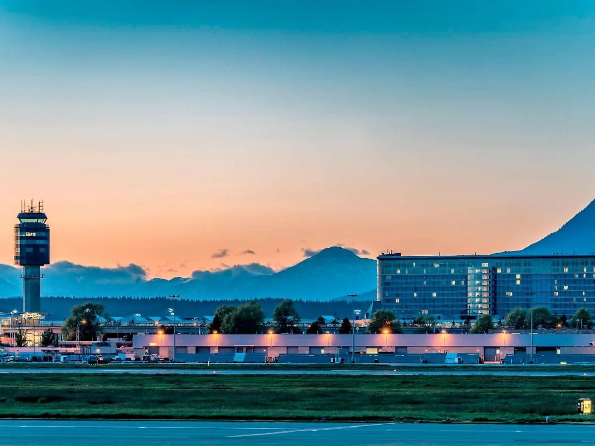 Fairmont Vancouver Airport In-Terminal Hotel Richmond