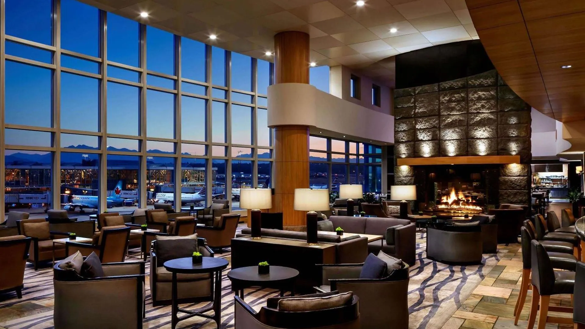 Fairmont Vancouver Airport In-Terminal Hotel Richmond