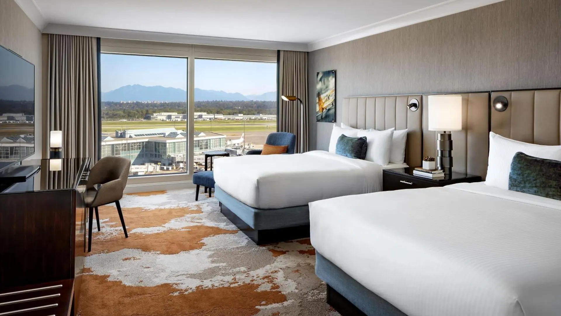 Fairmont Vancouver Airport In-Terminal Hotel Richmond 5*,